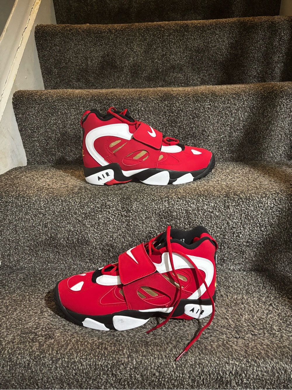 Nike air diamond turf 2 Prime Red/Black/Metallic Gold/White new no box size 12